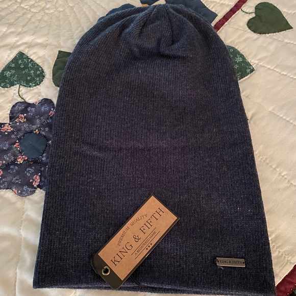 NWT King & Fifth Navy slouchy beanie hat - Picture 2 of 2